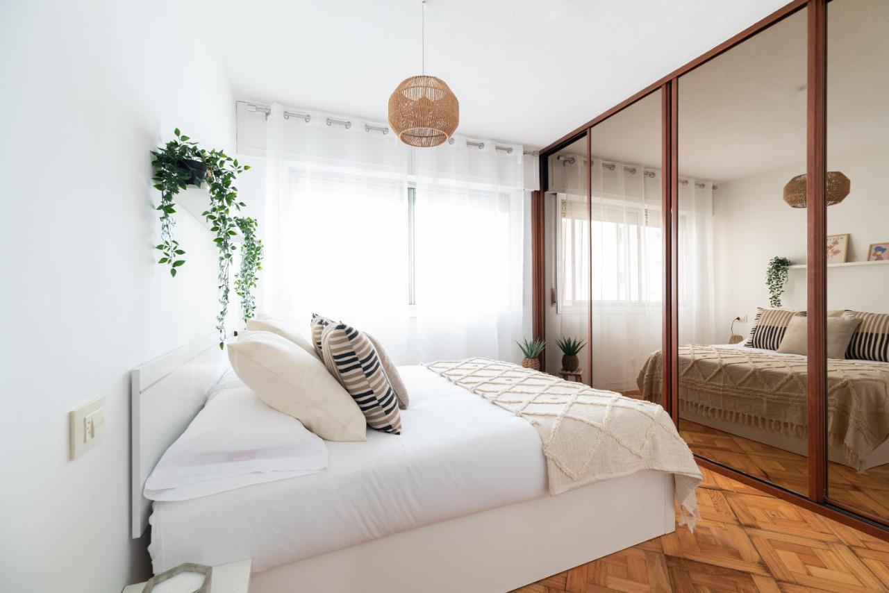 Апартаменти Moderno Apartamento Con Parking Віго Екстер'єр фото